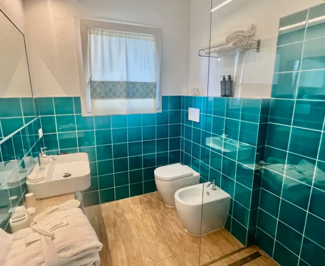 media.suitesuentru-7