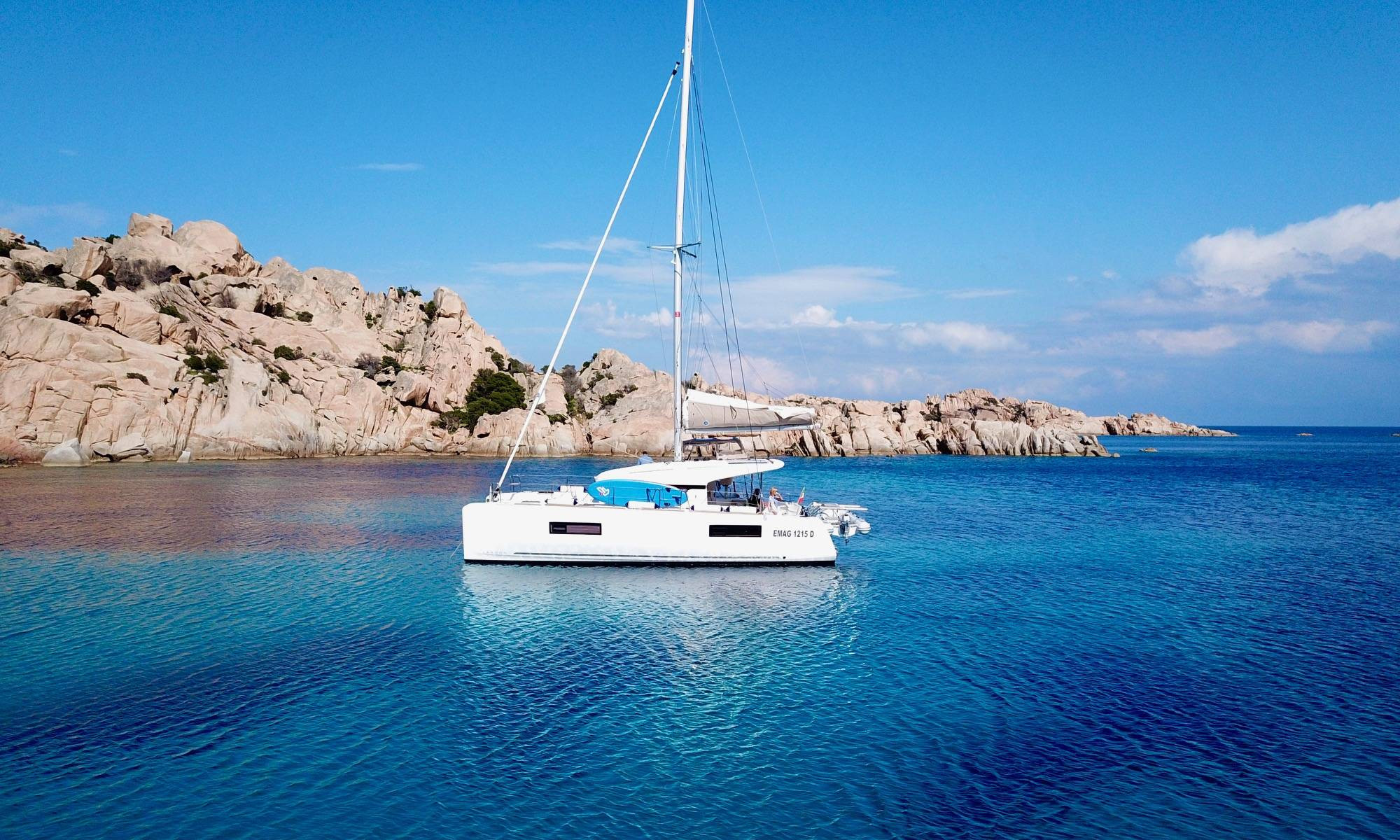 media.puntaest-catamarano 1